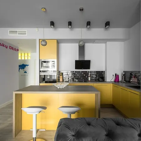 Sky Deep Jacuzzi Sauna 30 Floor *