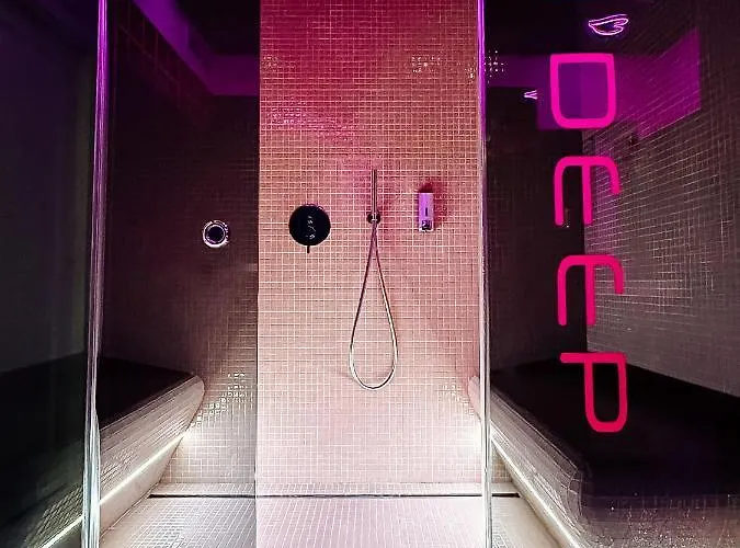 Lägenhet Sky Deep Jacuzzi Sauna 30 Floor Klaipėda