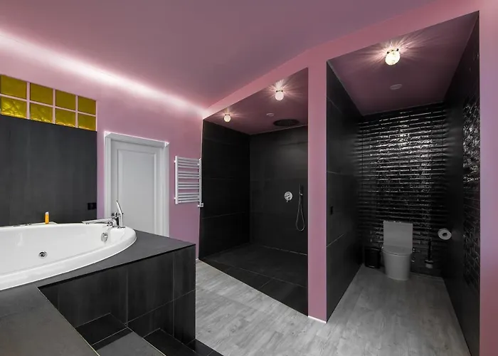 Sky Deep Jacuzzi Sauna 30 Floor *